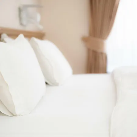 Family Anna Hotel 3*